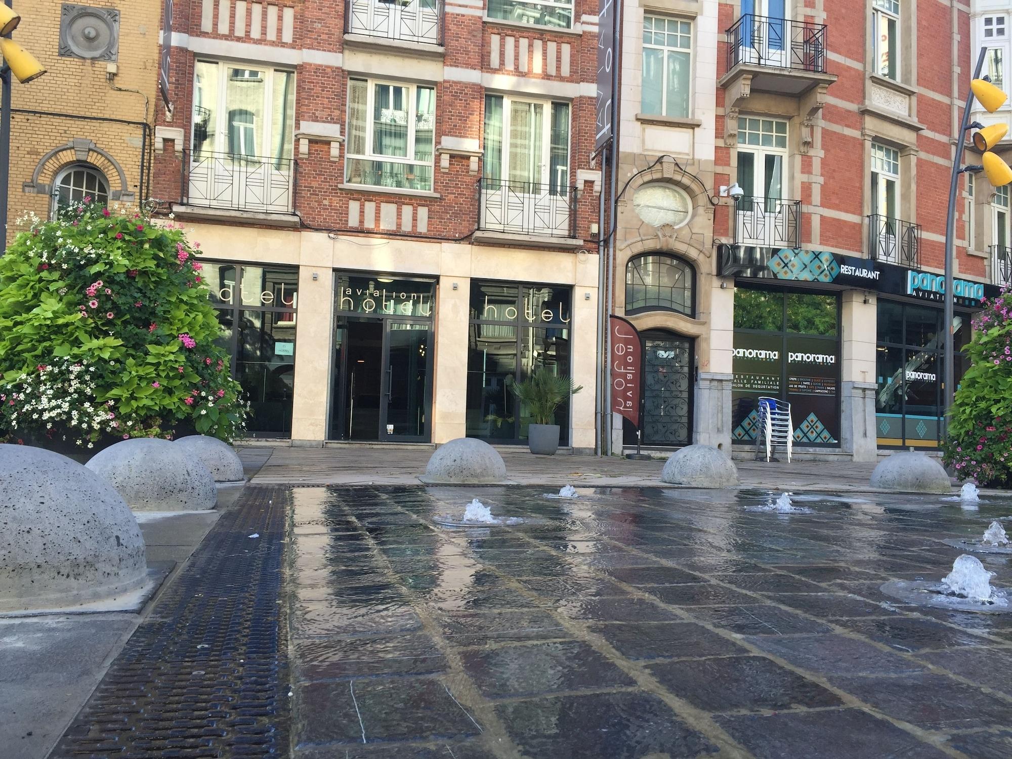 Hotel Aviation Saint-Gilles Exteriör bild